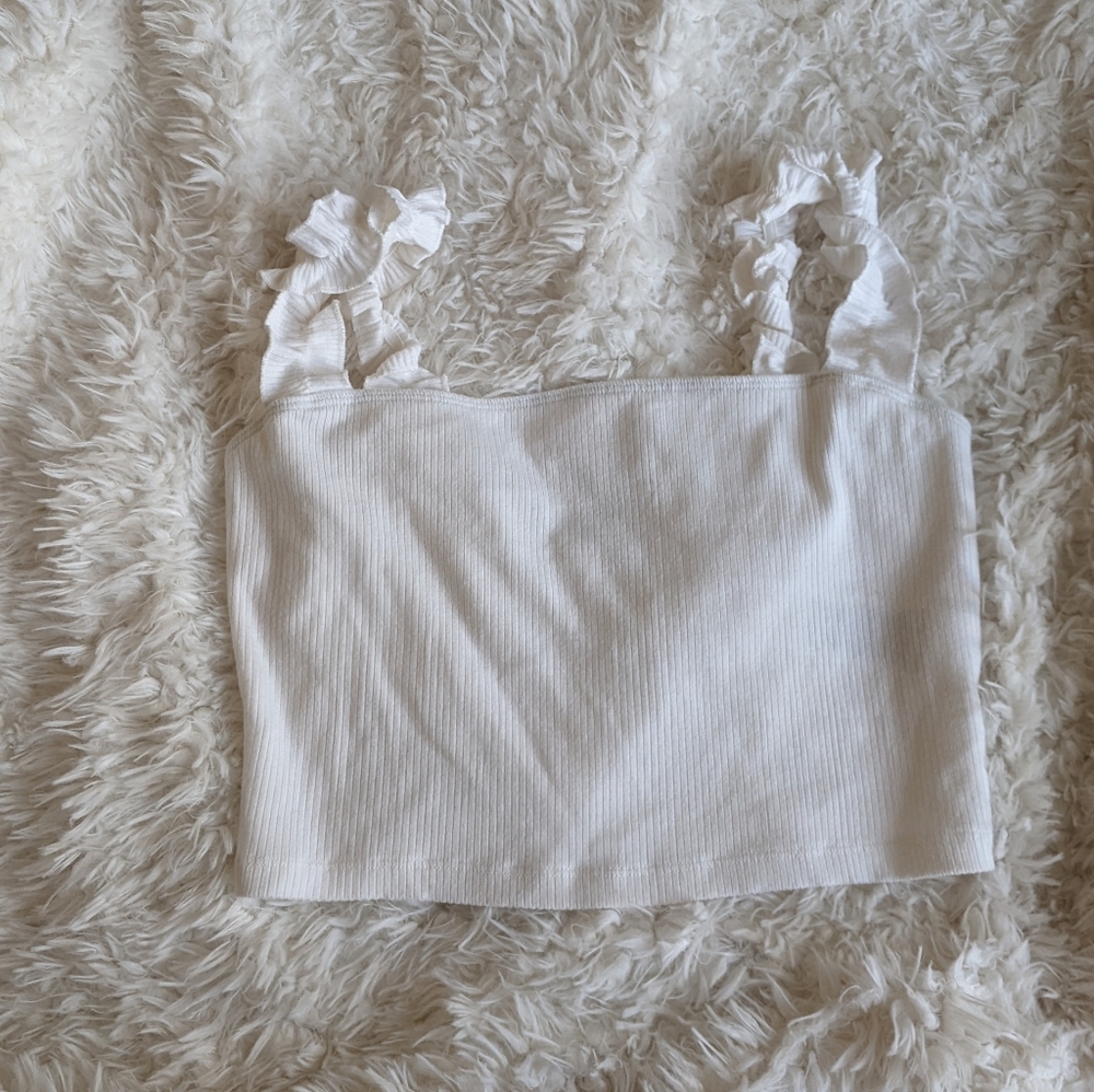 Aritzia Sunday Best Firecracker Tank crop ruffle strap white size Small S